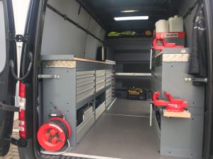 Laimer Hydraulik Service Werkstattwagen - Einrichtung Innenraum 3