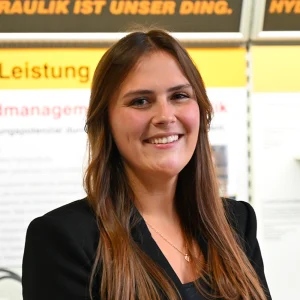 Louisa Laimer, Geschäftsführung und Buchhaltung in der Laimer Hydraulik GmbH